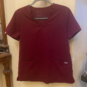 FIGS Women Burgundy V-Neck Technical Collection Scrub Top Size Small